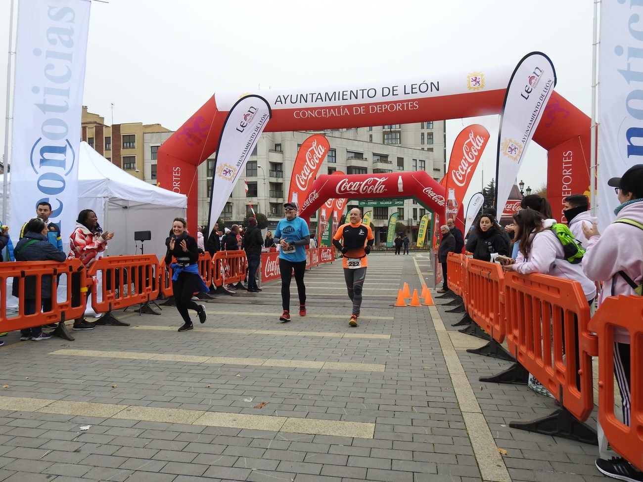 Fotos: Las mejores imágenes de la Carrera de las Empresas (IV)