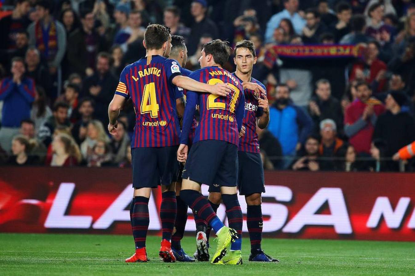 Fotos: El histórico partido de la Cultural en el Camp Nou