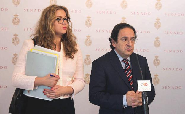 Esther Múñoz y Luis Aznar. 