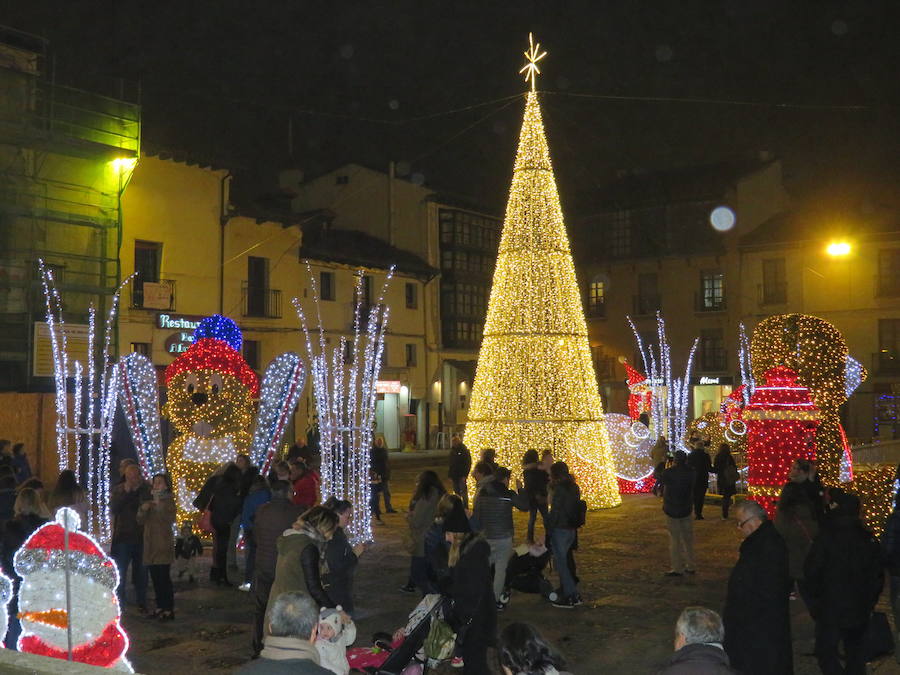 Fotos: Las luces que iluminan León