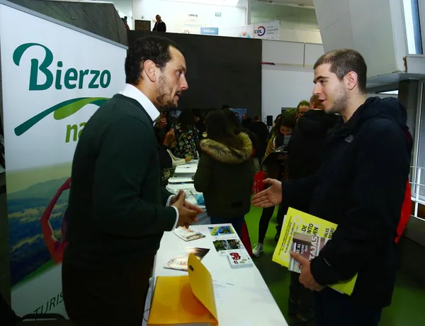 Fotos: I Feria del Empleo y el Emprendimiento del Bierzo