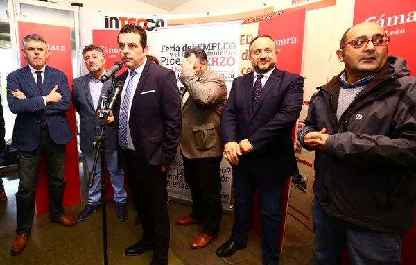 Fotos: I Feria del Empleo y el Emprendimiento del Bierzo