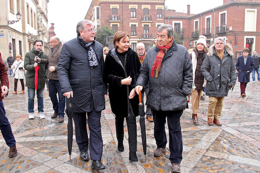 Fotos: Acto de homenaje a los reyes de León en la Real Colegiata de San Isidoro