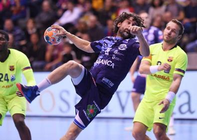 Imagen secundaria 1 - Ligetvari, arriba; Juanín, abajo izquierda; y Simonet, derecha.