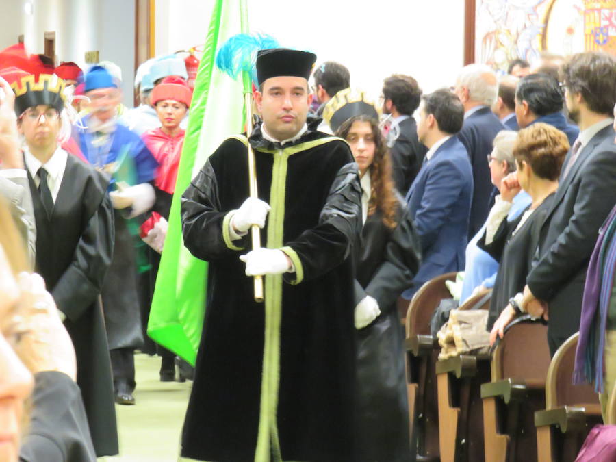 Fotos: Acto solemne en la Universidad de León