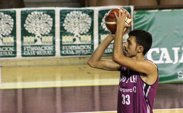 Acción de juego de un partido de Reino de León.