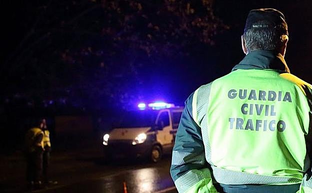 Efectivos de la Guardia Civil de Tráfico.