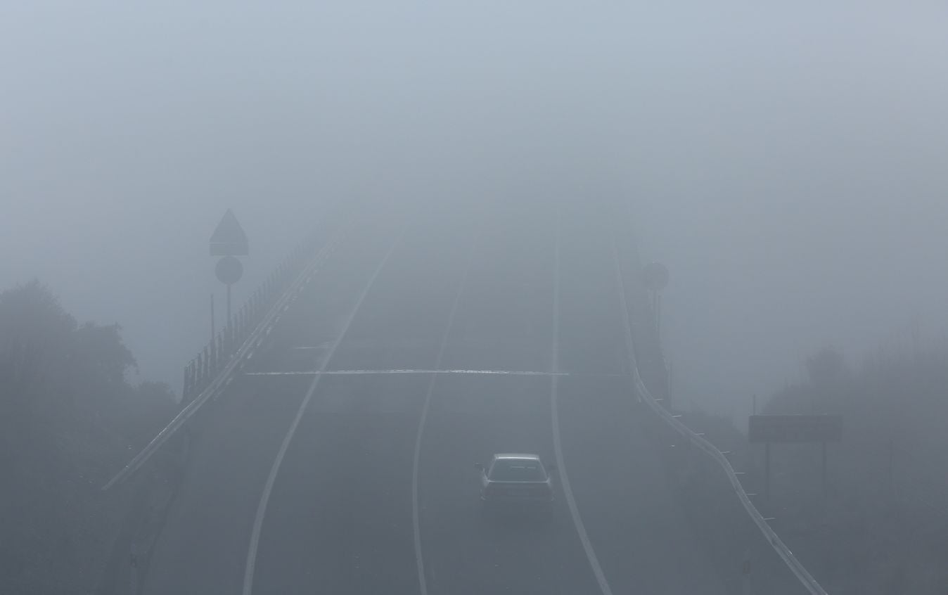 Imagen del Bierzo recubierto por la niebla.