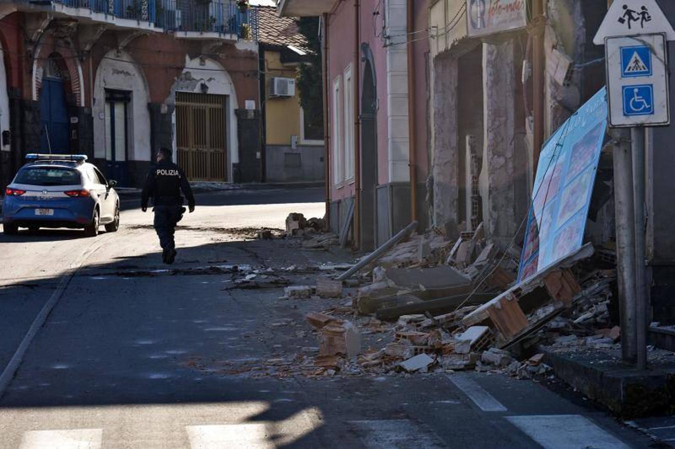 El presidente de la región italiana declara el estado de calamidad después del terremoto de 4,8 grados vinculado a la erupción del volcán