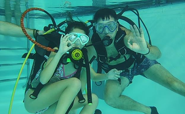 Galería. Buceo solidario en León.