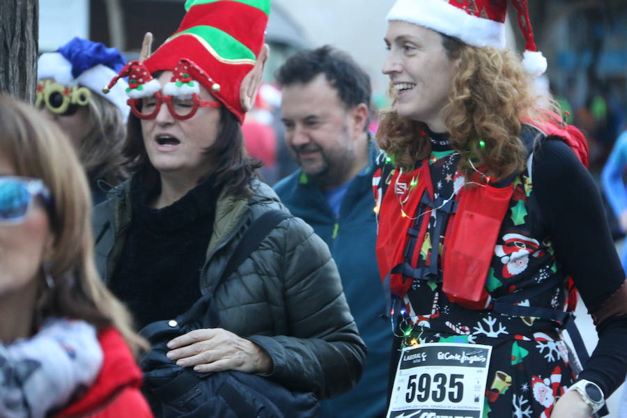 Fotos: La San Silvestre popular vuelve a llenar León de diversión