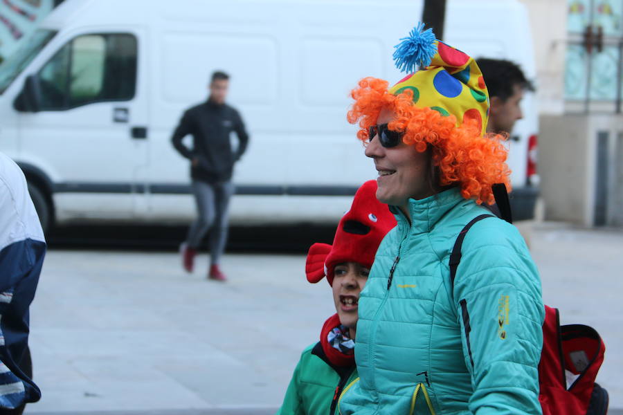 Fotos: La San Silvestre popular vuelve a llenar León de diversión