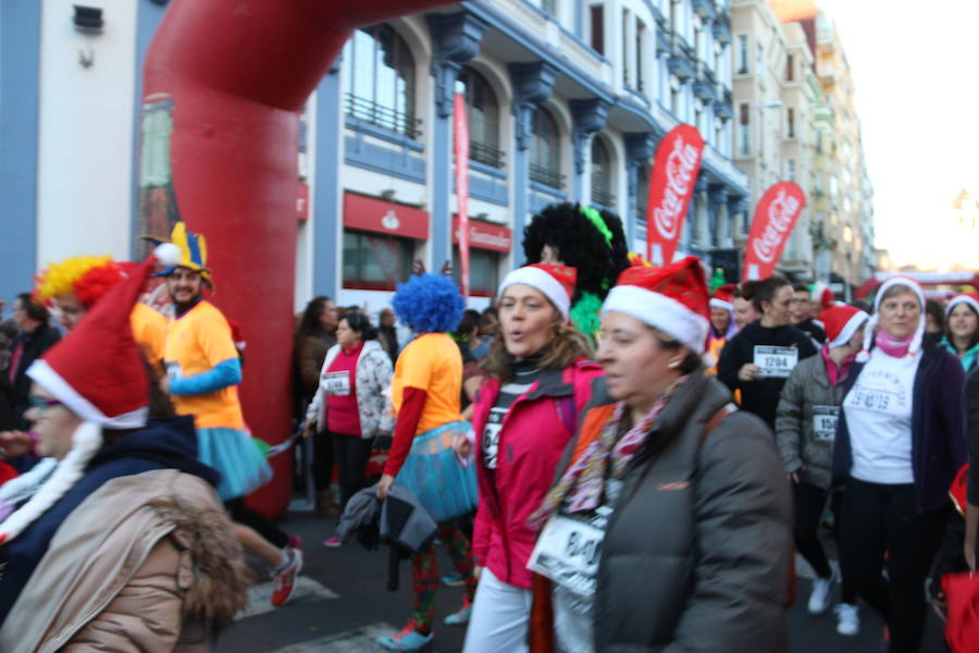 Fotos: La San Silvestre popular vuelve a llenar León de diversión