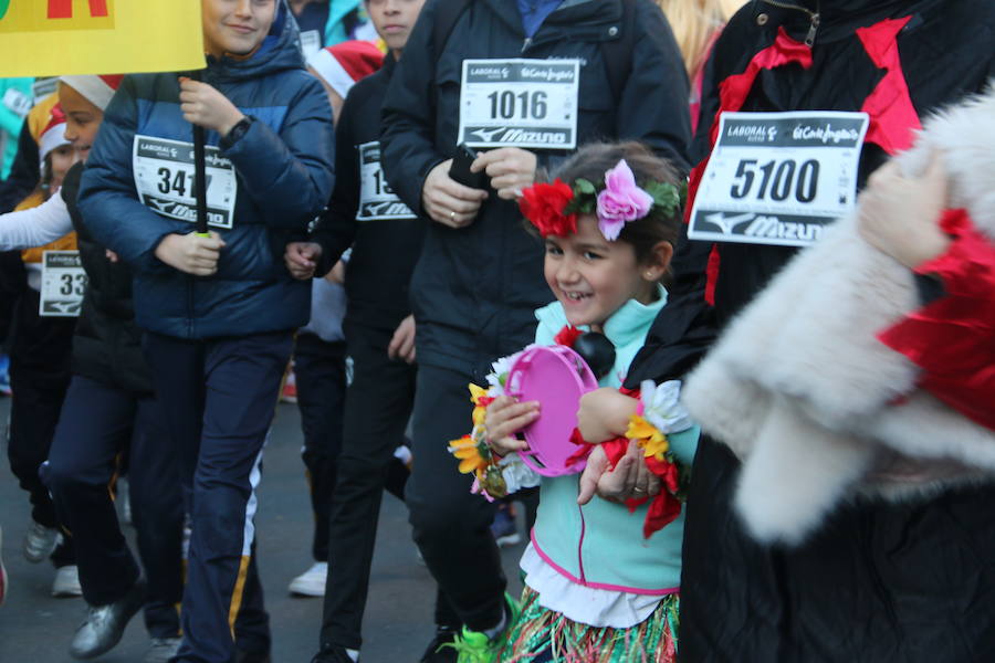 Fotos: La San Silvestre popular vuelve a llenar León de diversión