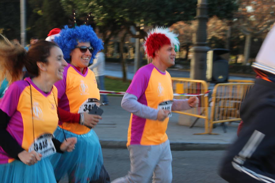 Fotos: La San Silvestre popular vuelve a llenar León de diversión