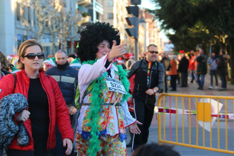 Fotos: La San Silvestre popular vuelve a llenar León de diversión