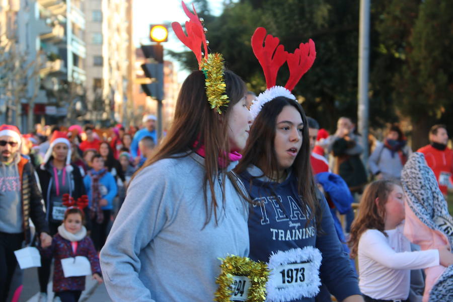 Fotos: La San Silvestre popular vuelve a llenar León de diversión