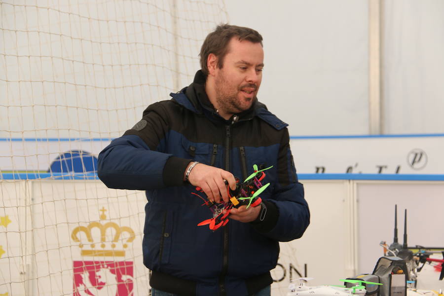 Fotos: Los drones protagonistas de la Navidad en Valverde de la Virgen