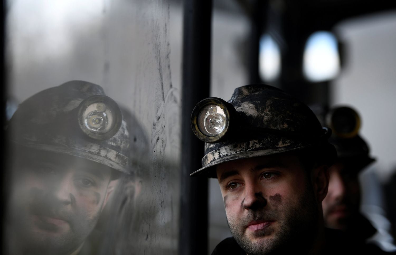 Reuters publica las últimas imágenes de los trabajadores de 'La Escondida', la última mina en parar su actividad a la espera de conocer si se podrá regresar al tajo | El empresario Manuel Lamelas estudia cómo devolver los 8,35 millones de euros