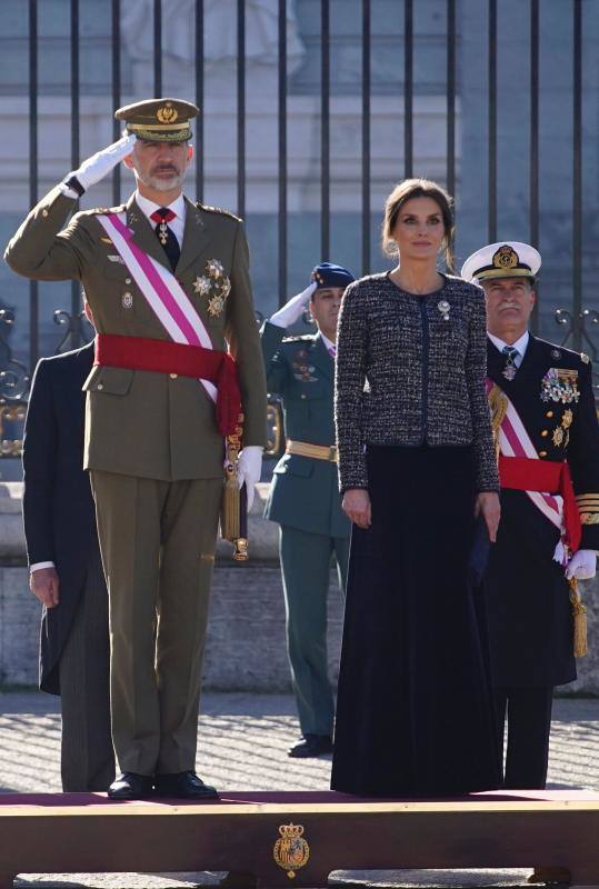 Los Reyes de España, Felipe VI y doña Letizia, presidieron la tradicional Pascua Militar junto a los ministros de Defensa y del Interior, Margarita Robles y Fernando Grande-Marlaska