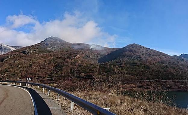 Imagen del fuego de Aralla.