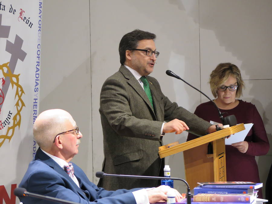 Fotos: Presentación del pregonero de la Semana Santa 2019 en León