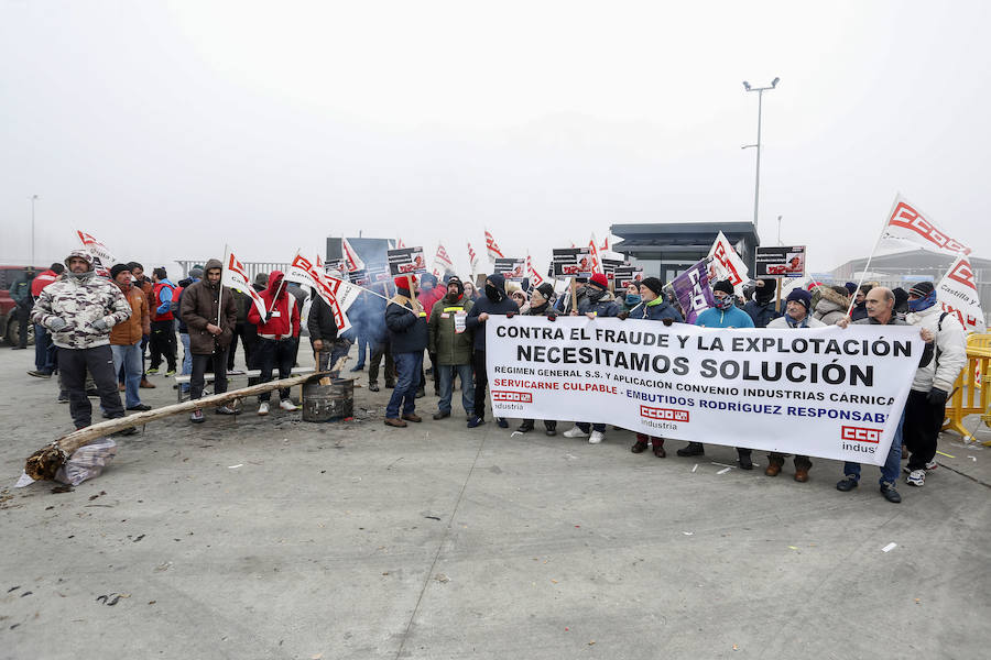 Fotos: Huelga en Embutidos Rodríguez