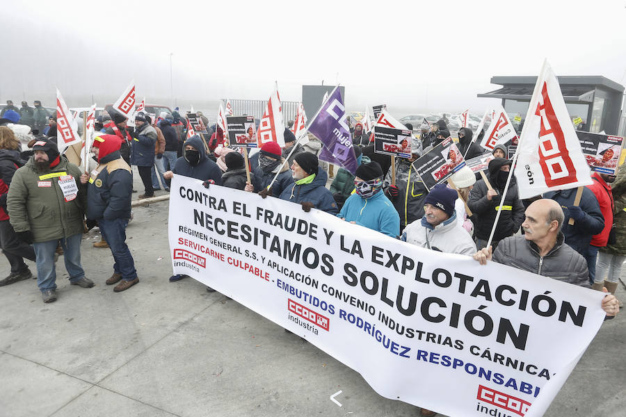 Fotos: Huelga en Embutidos Rodríguez