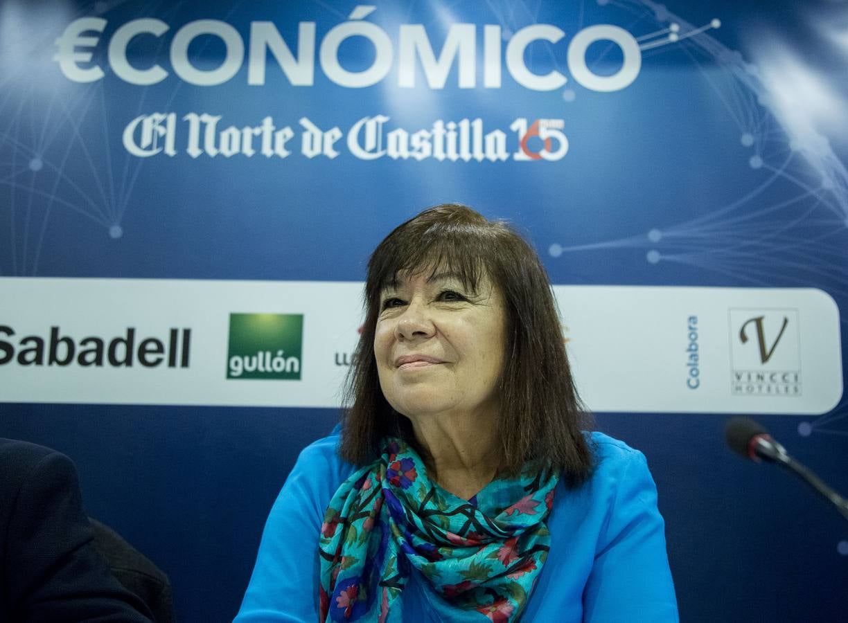 Fotos: Cristina Narbona en el Foro Económico de El Norte