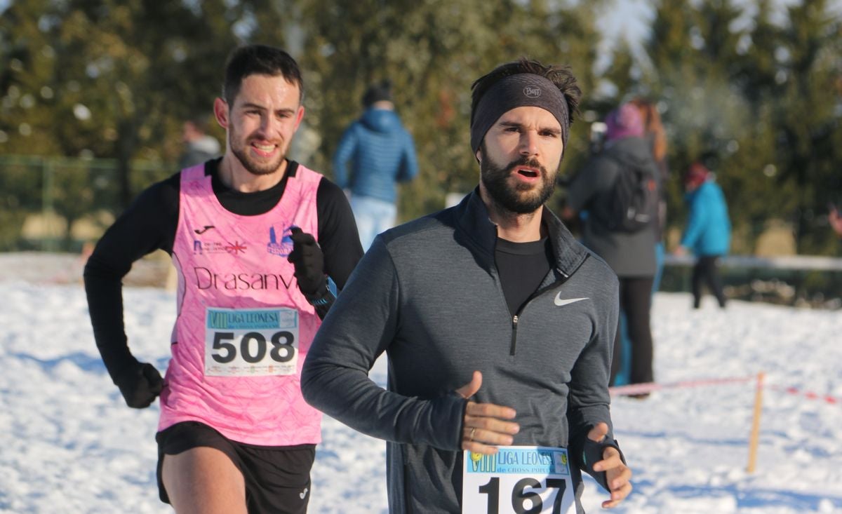 Fotos: Las imágenes del cross popular de San Miguel del Camino