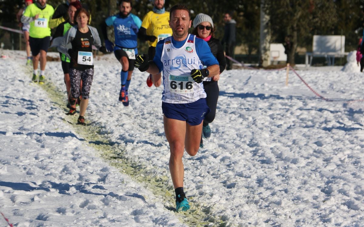 Fotos: Las imágenes del cross popular de San Miguel del Camino