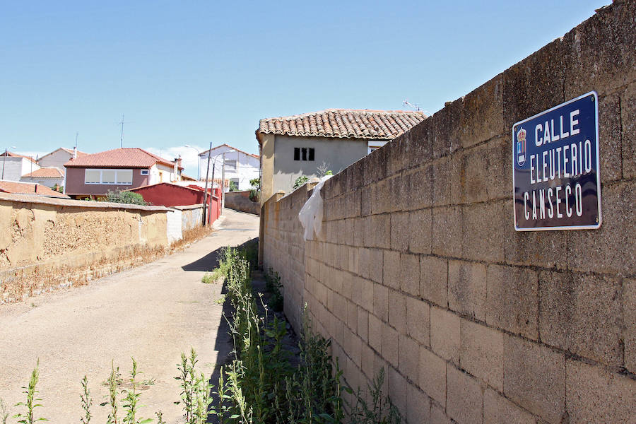 Eleuterio Canseco, al que la necesidad obligó a emigrar a Cuba, nombró a su pueblo, San Román de la Vega (León), heredero de un céntrico inmueble de Madrid