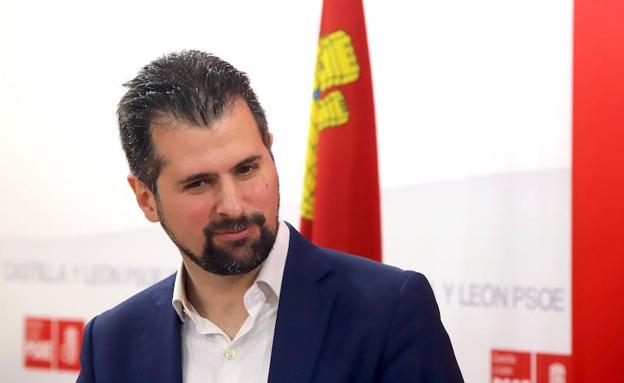 El candidato a la Presidencia de la Junta y secretario general del PSOE de Castilla y León, Luis Tudanca, valora la situación sanitaria de Castilla y León.