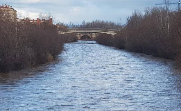 El río Bernesga en León.