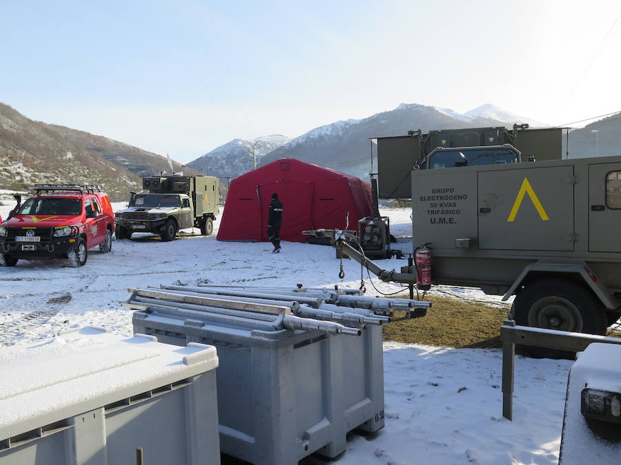 Fotos: Así es el puesto de mando de la UME