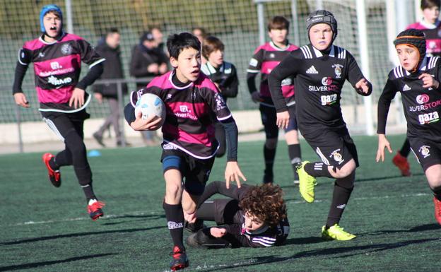 La Escuela Robher Asesores León RC protagonista en Arroyo y Palencia