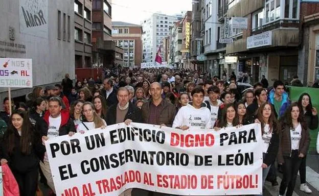 Manifestación por las calles de León.
