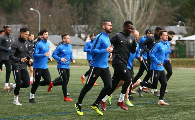 Entrenamiento de la Ponferradina.