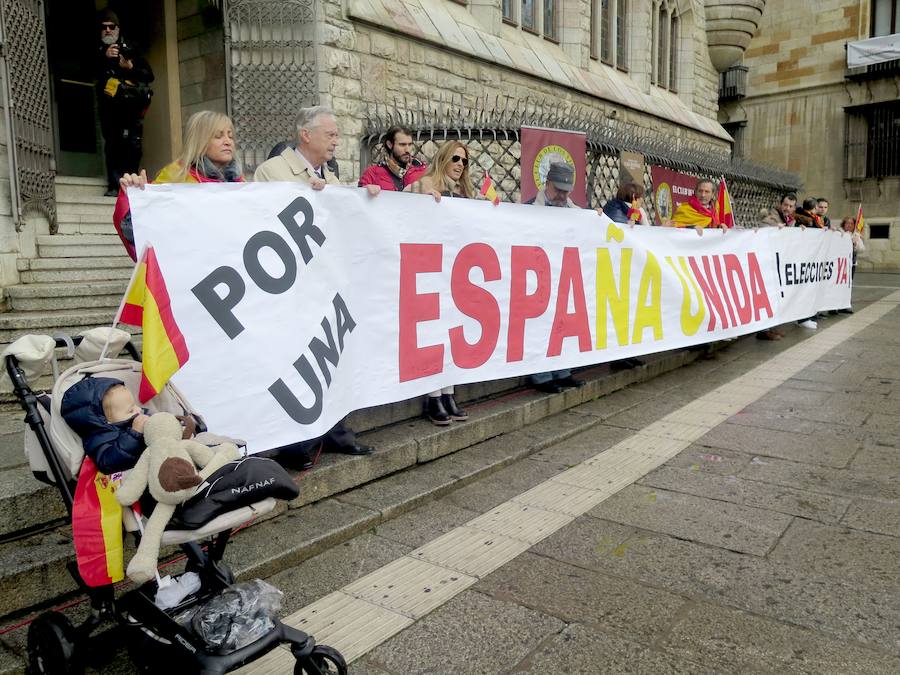 Fotos: Manifestación por la unidad de España en León