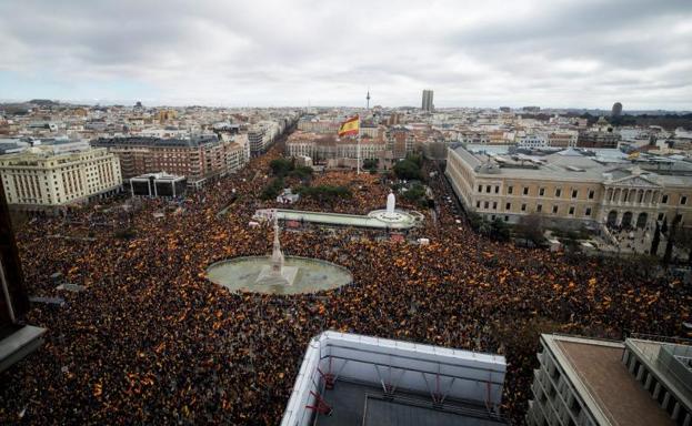 PP, Cs y Vox movilizan a decenas de miles de personas contra Sánchez a tres meses del 26-M