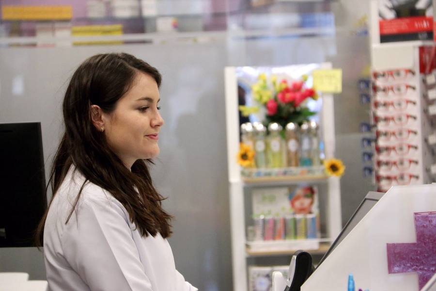 Fotos: Farmacia Fiol, abierta los 365 días del año