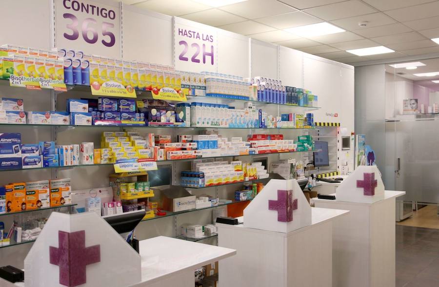 Fotos: Farmacia Fiol, abierta los 365 días del año