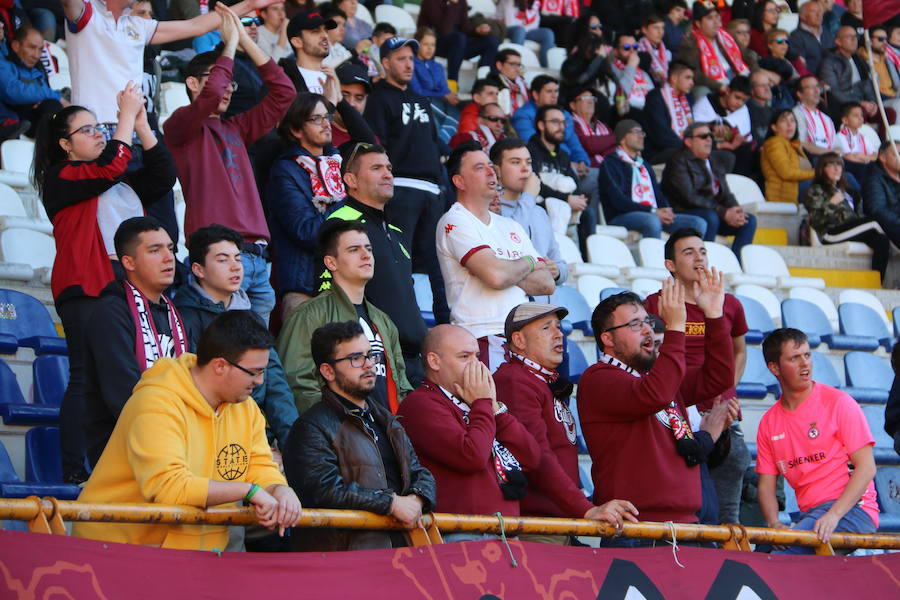 El equipo leonés se deshace con facilidad del Unión Adarve gracias a los goles de Saúl, Aridane y Yeray | Los hombres de Aira logran completar uno de sus mejores partidos y dejan la portería a cero, dando una alegría completa a su afición