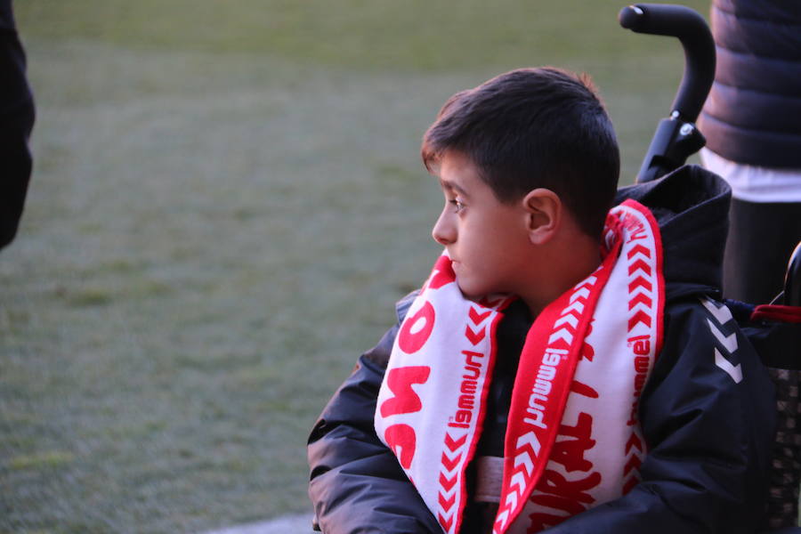 El equipo leonés se deshace con facilidad del Unión Adarve gracias a los goles de Saúl, Aridane y Yeray | Los hombres de Aira logran completar uno de sus mejores partidos y dejan la portería a cero, dando una alegría completa a su afición