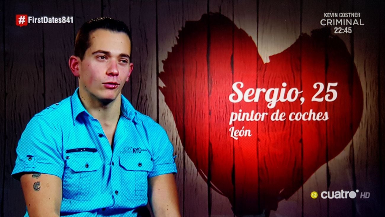 El leonés, famoso por hacerse un Dni con una foto en la que tenía un palillo en la boca, no encuentra el amor en First Dates | Su 'pareja', Itziar, creía que «León es un pueblo»