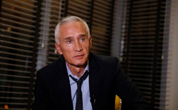 Jorge Ramos, presentador de la cadena de televisión Univision detenido en Venezuela durante una entrevista con Maduro.