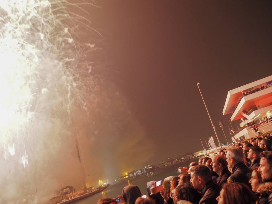 Fotos: La mascletá más alta de la historia de las Fallas