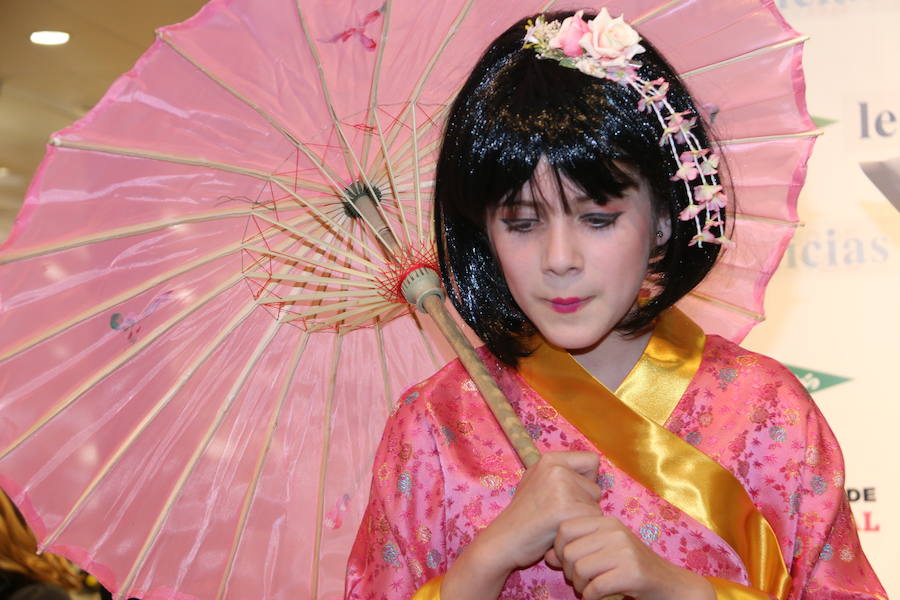 Fotos: El Carnaval de El Corte Inglés y leonoticias