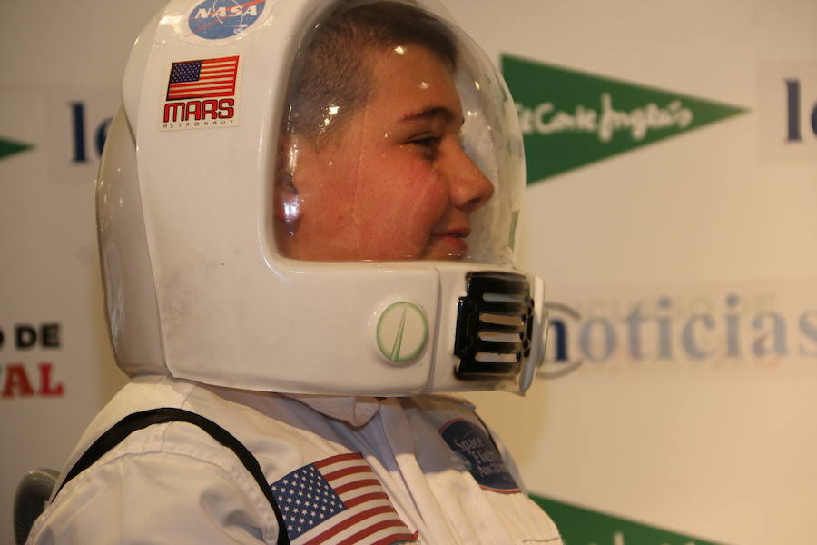 Fotos: El Carnaval de El Corte Inglés y leonoticias