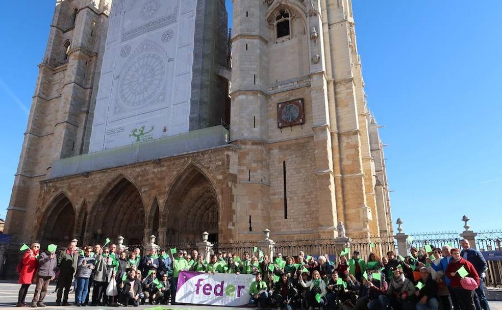 Foto de familia del acto.